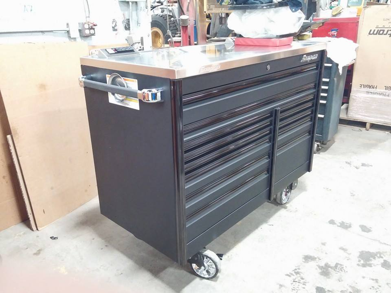 Illustration for article titled My stainless steel top with electric plugs came in!
